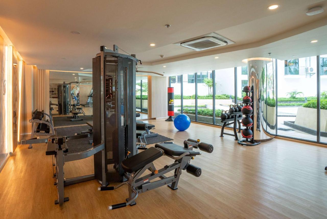 Wyndham La Vita Rawai Phuket Экстерьер фото