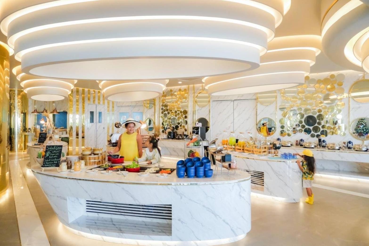 Wyndham La Vita Rawai Phuket Экстерьер фото