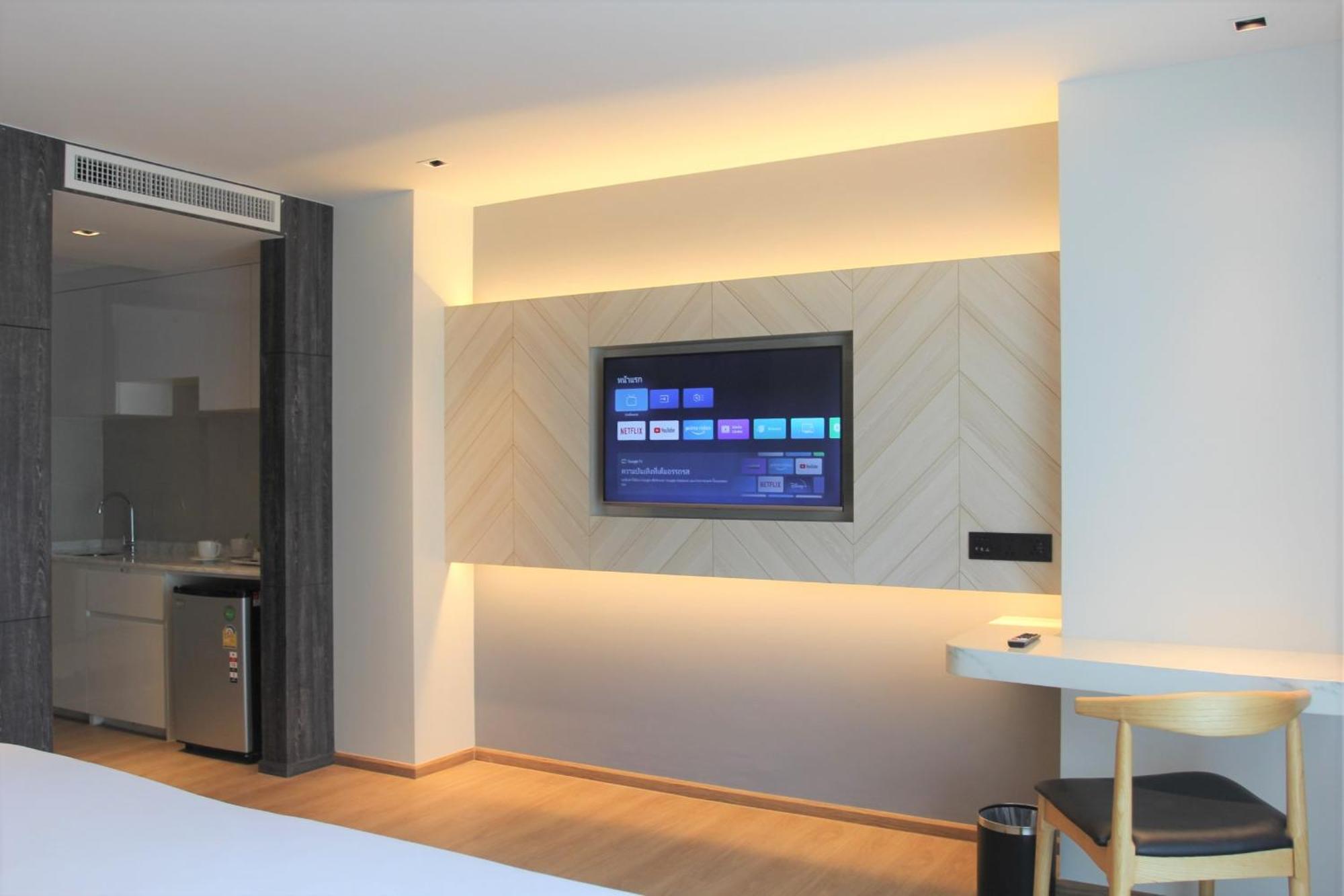 Wyndham La Vita Rawai Phuket Экстерьер фото