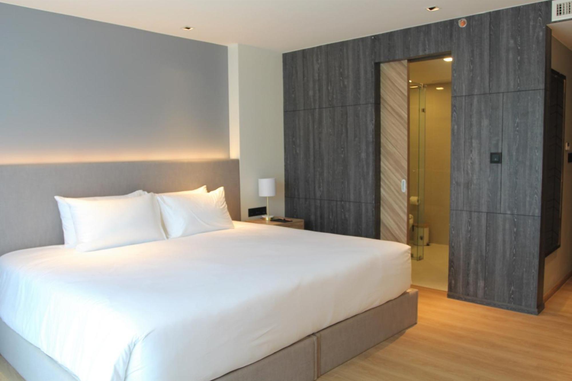 Wyndham La Vita Rawai Phuket Экстерьер фото