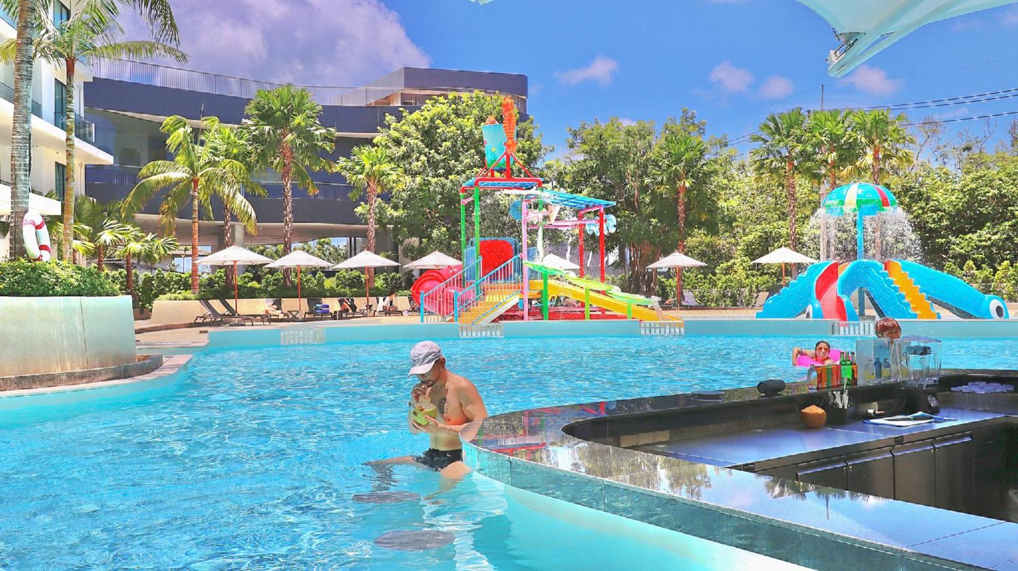 Wyndham La Vita Rawai Phuket Экстерьер фото